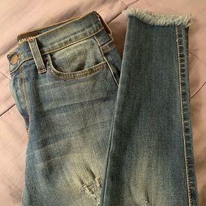 Fashion Nova Hight Waisted Distressed Jeans - 5